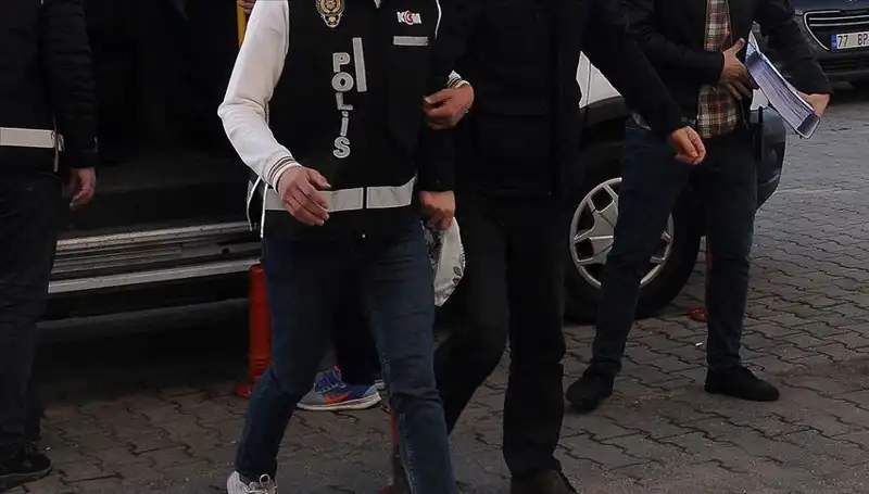 Samsun'da Uyuşturucu Çetesi Operasyonuyla 2 Şüpheli Gözaltına Alındı