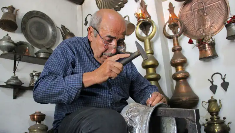 Yarım Asırdır Sanat ile İş Hayatını Birleştiren Usta: 50 Yılın Hikayesi