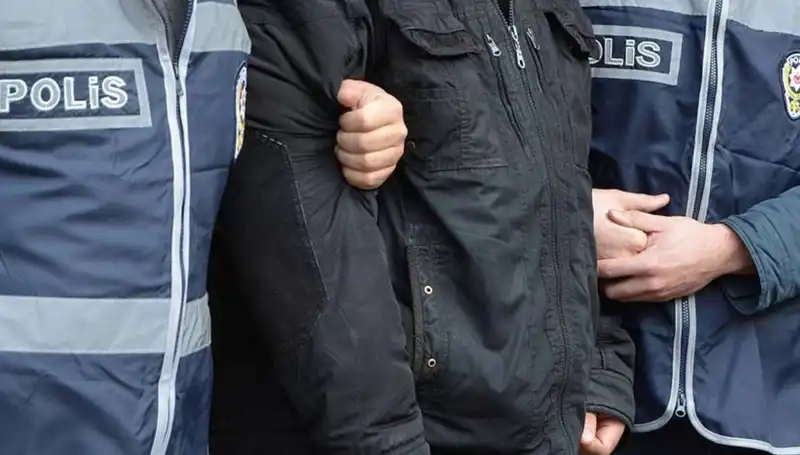 Bursa'da Kaçak Sigara Üretimi İhbarı: 4 Şüpheli Gözaltına Alındı