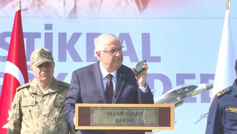 Cumhurbaşkanı Erdoğan'dan Mehmetçiğe Bayram Kutlaması: Vatanseverlik Dolu Duygular
