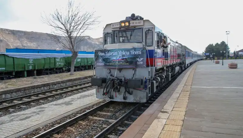 Van-Tahran Tren Seferleri Başladı: Yeni Dönem Yolculuk Fırsatları