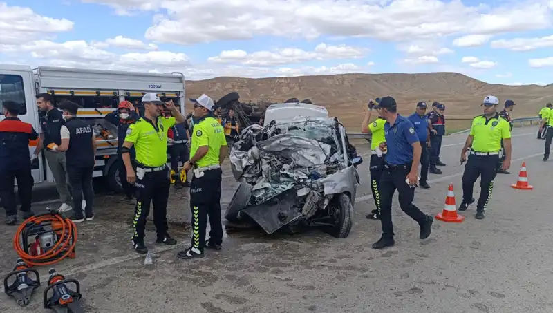 Yozgat'ta Korkunç Kazada 3 Kişi Hayatını Kaybetti, 2 Kişi Yaralandı