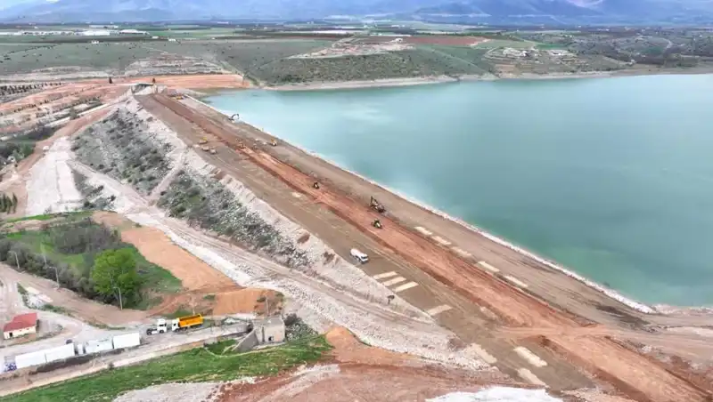Sultansuyu Barajı'nda Gövde Onarım Çalışmaları Hız Kazandı