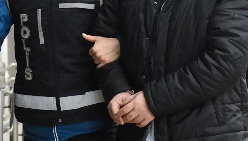 Edirne'de FETÖ Şüphelisi İki Kişi Polisi Sakatladı!