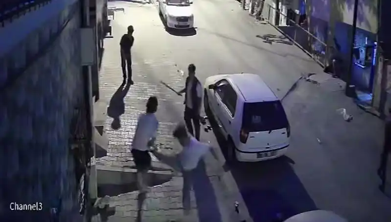 Başakşehir’de Taşlı Sopalı Kavga: Olay Yerinde Neler Yaşandı?