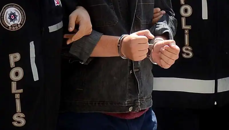 Türkiye Genelinde Uyuşturucu Operasyonu: 73 Torbacı Ele Geçirildi