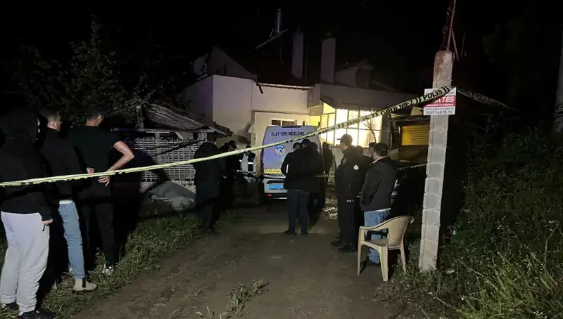Konya'da Korkutan Yangın: Yaşlı Çift Alevler Arasında Kaldı