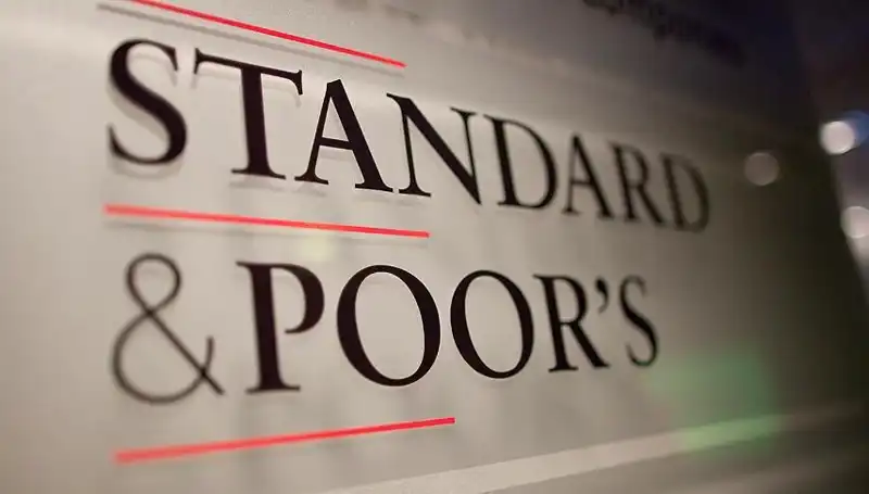 Fransa'nın Kredi Notu Görünümü Neden Negatife İndirildi?