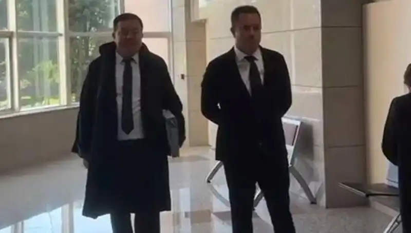 Acun Ilıcalı, Yasa Dışı Bahis Reklamı İddiasıyla Hakim Karşısında!