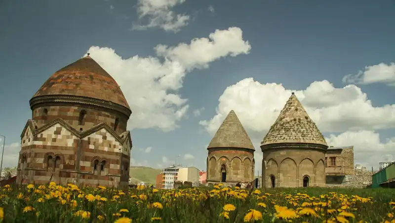 Erzurum: Tarih ve Kültürün İç İçe Geçtiği Büyülü Yolculuk