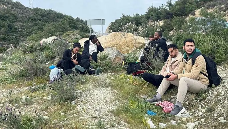 İki İlde 20 Düzensiz Göçmen Operasyonu: Neler Yaşandı?