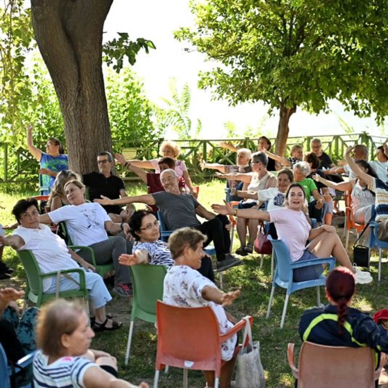 Muratpaşa’da Yaşlılara Özel Yoga Programı Başladı