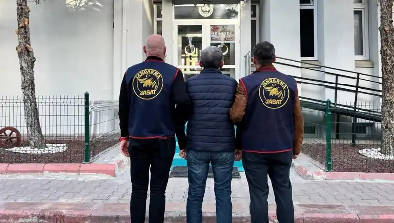 MİT TIR'larının Durduğu Dönemdeki Emniyet Müdürü: Firari FETÖ'cü Yakalandı