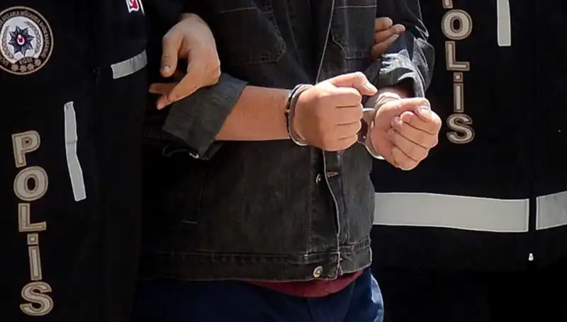 Bursa'da Yapılan Uyuşturucu Operasyonunda 327 Zanlı Tutuklandı!