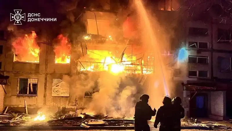 Rusya'nın İskender Füzeleriyle Vurduğu Ukrayna'da Çocukların Ölümü Kamuoyunu Şoke Etti