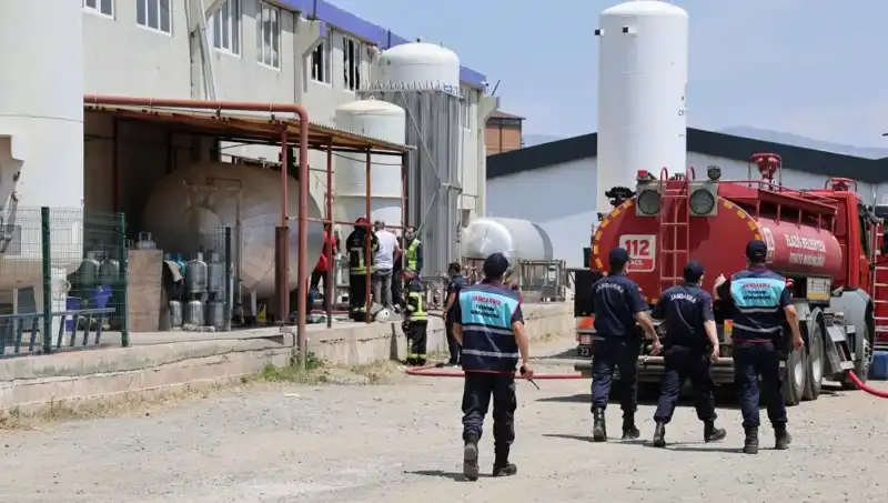 Elazığ’da Gaz Dolum Tesisinde Korkunç Patlama: Can ve Mal Kaybı!