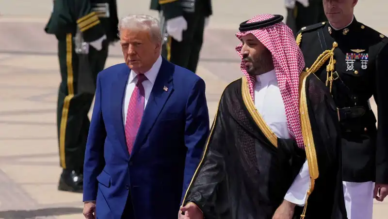 Eski Başkan Trump'ın Ortadoğu Turu: Yeni İttifaklar ve Beklentiler