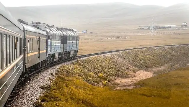 Pensilvanya'da Korkunç Tren Kazası: Raylarda Üç Kişiye Çarptı