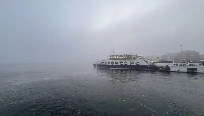 Çanakkale Boğazı'nda Yoğun Sis Nedenile Gemiler Geçişe Kapatıldı!