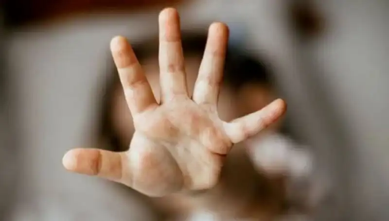Çocuklarla Uygunsuz Görüntü Paylaşan Şüpheliye Gözaltı: Detaylar Bugün Açıklandı