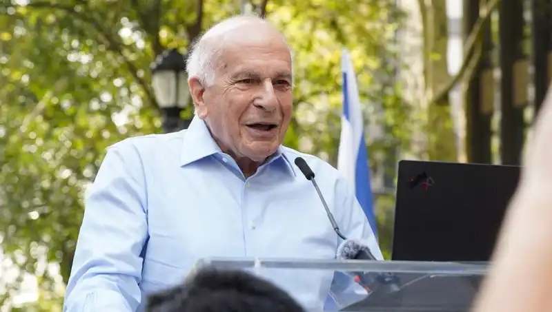 Nobel Ödüllü Ekonomist Kahneman'ın İntihar Yöntemi Tartışmalara Neden Oluyor