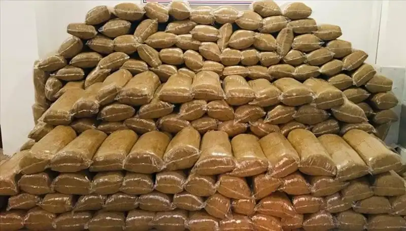 Manisa'da Büyük Baskın: 2 Ton Kaçak Tütün Ele Geçirildi