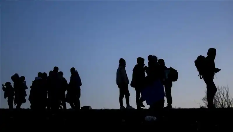 Edirne'de Düzensiz Göçmen Belası: 21 Kişi Yakalandı!