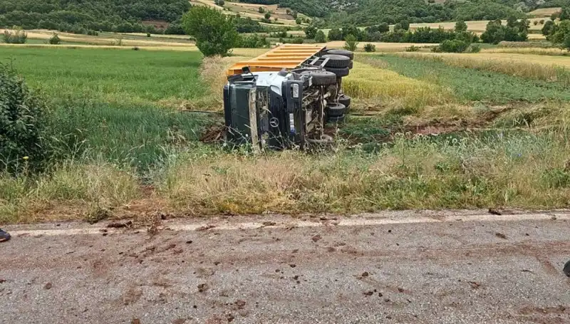 Tokat’ta Devrilen Kamyonda Hayatını Kaybeden Şoförün Dramı