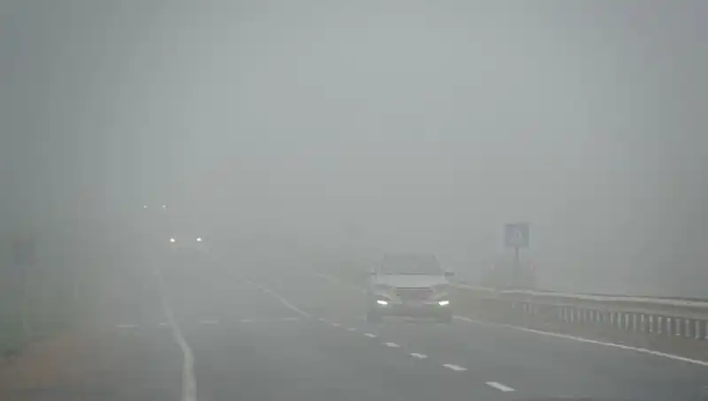 Tekirdağ'da Görüş Mesafesi Sıfıra İndi: Tehlikeli Hava Şartları!