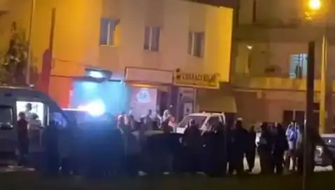 Mahallede Trafik Tartışması Krize Dönüştü, Vatandaşlar Söz Almak İçin Sıra Bekliyor