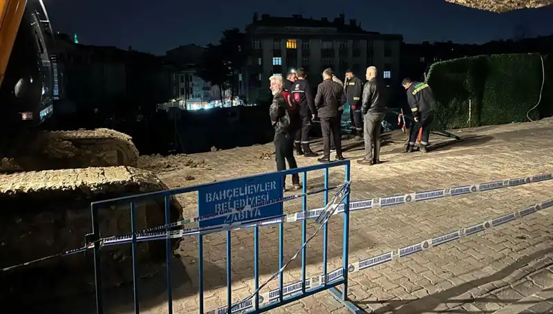 İstanbul'da İnşaat Çalışmalarında Beklenmedik Yol Çökmesi: Detaylar Açıklandı