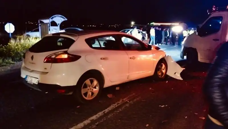 Kafa Kafaya Çarpışma: Bir Ölü, Yedi Yaralı ile Acı Bir Kaza