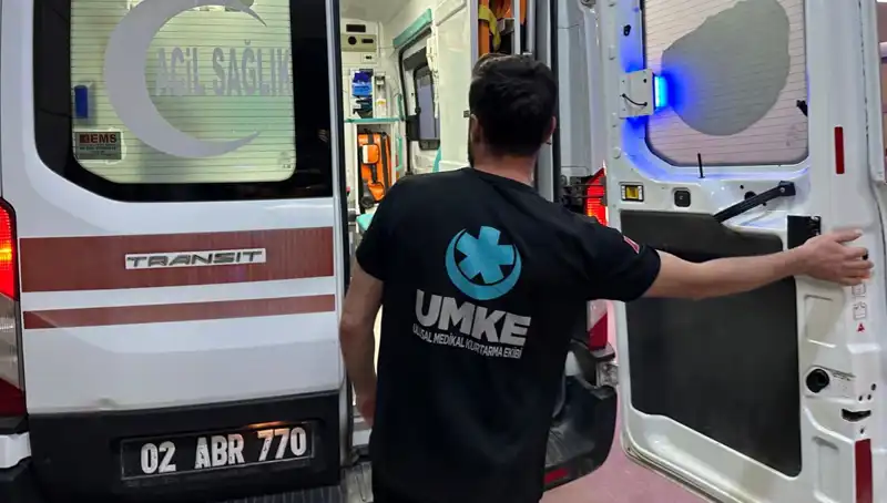 Eteği Tekere Dolanan Bisikletçinin Düşmesi: Korku Dolu Anlar!