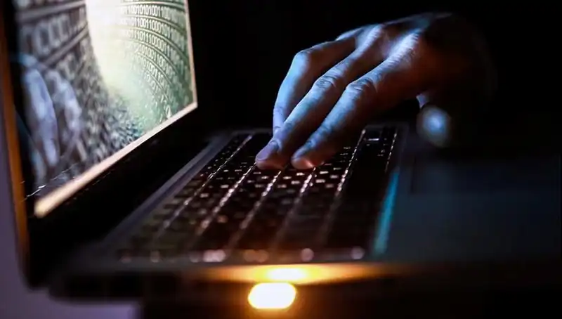Ev Sahibi Kiracısına Müthiş Tuzak! Flört Uygulamalarında Numara Paylaşımı