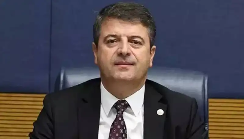 Adıyaman Belediye Başkanı Abdurrahman Tutdere Görevine İade Edildi! Neler Olacak?