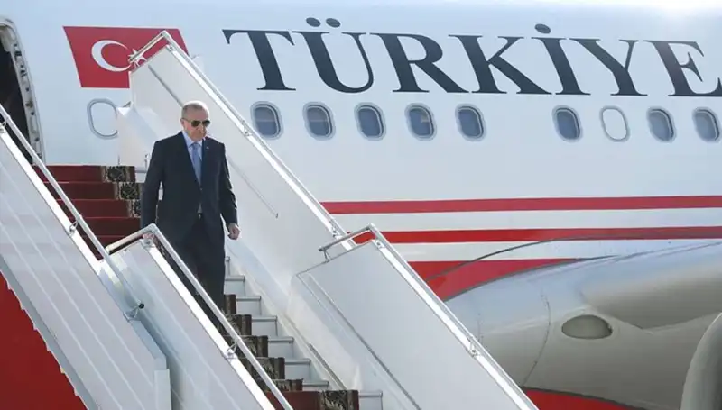 Cumhurbaşkanı Erdoğan, İtalya'dan Döndü: Dış Politika Vizyonu Ne Olacak?