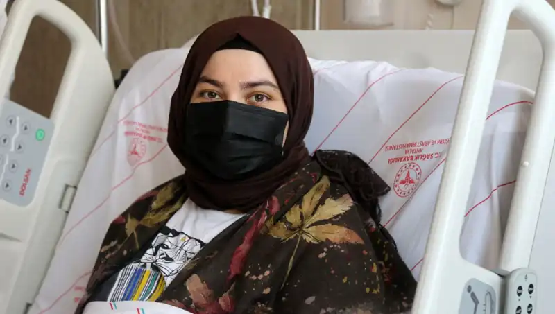 Bitki Çayları Karaciğeri Bitiren Genç Kadının Hayata Dönüş Hikayesi