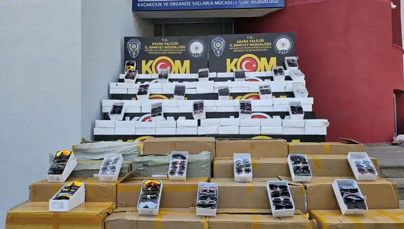 Adana'da 12 Bin Kaçak Güneş Gözlüğü Ele Geçirildi: Dikkat Çeken Operasyon