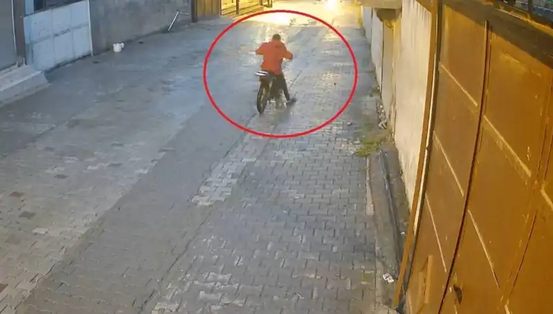 Motosikletini Çalan Hırsızın Pes Etmediği İlginç Olay