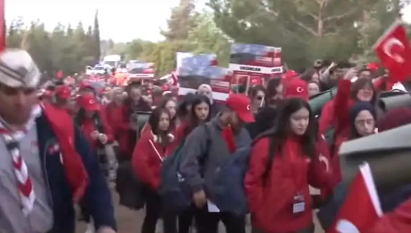 Çanakkale Zaferi’nin 110. Yılında 57. Alay Vefa Yürüyüşü coşkuyla başladı