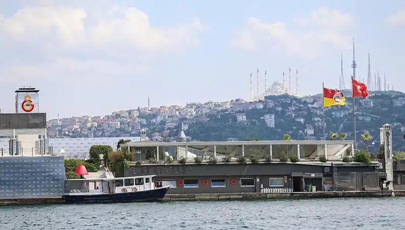2. Abdülhamid'in Mirasçıları Galatasaray Adası'nda Hak Talep Ediyor