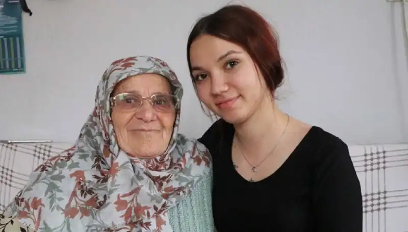 Dikkat Çekici Olay: Anneanne Terliği Silah Sayıldı, 4 Yıl Hapis Cezası!