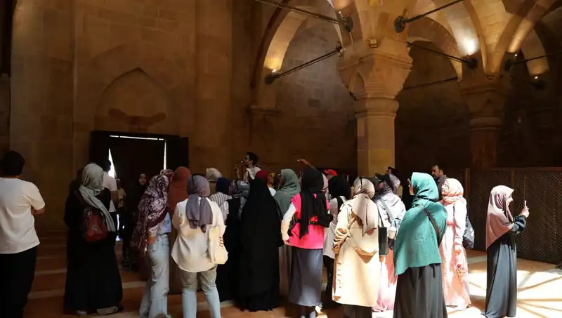Dünyada Eşi Benzeri Olmayan Diller: Kısır Kalemlerin Gizemi