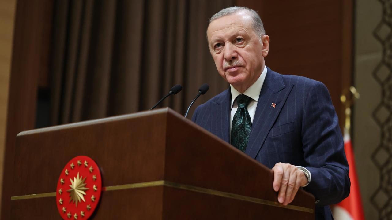 Cumhurbaşkanı Erdoğan Müjdeyi Verdi: 1 Günlük Milli Yas Ilan Edildi