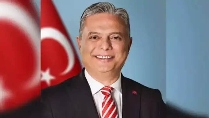 Ümit Uysal: CHP Genel Başkan Adayı Kimdir, Ne Yapıyor?