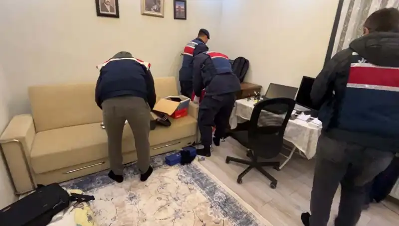 Türkiye Genelinde Gerçekleştirilen DHKP-C Operasyonunda 30 Kişi Gözaltına Alındı