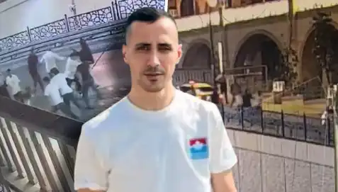 Taksim Meydanı'nda Dehşet: Altı Kişi Döverek Birini Öldürdü!