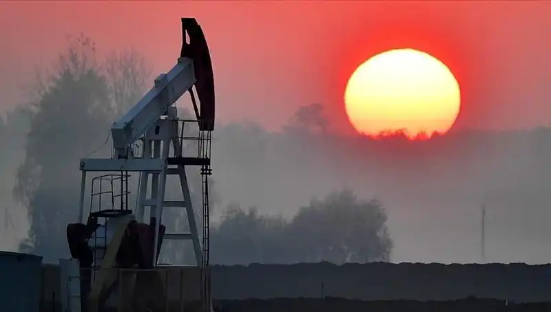ABD'deki Petrol Sondaj Kuleleri Neden Hızla Azalıyor?