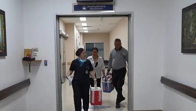 53 Yaşındaki Hastanın Beyin Ölümünden Sonra 5 Kişiye Hayat Verdi