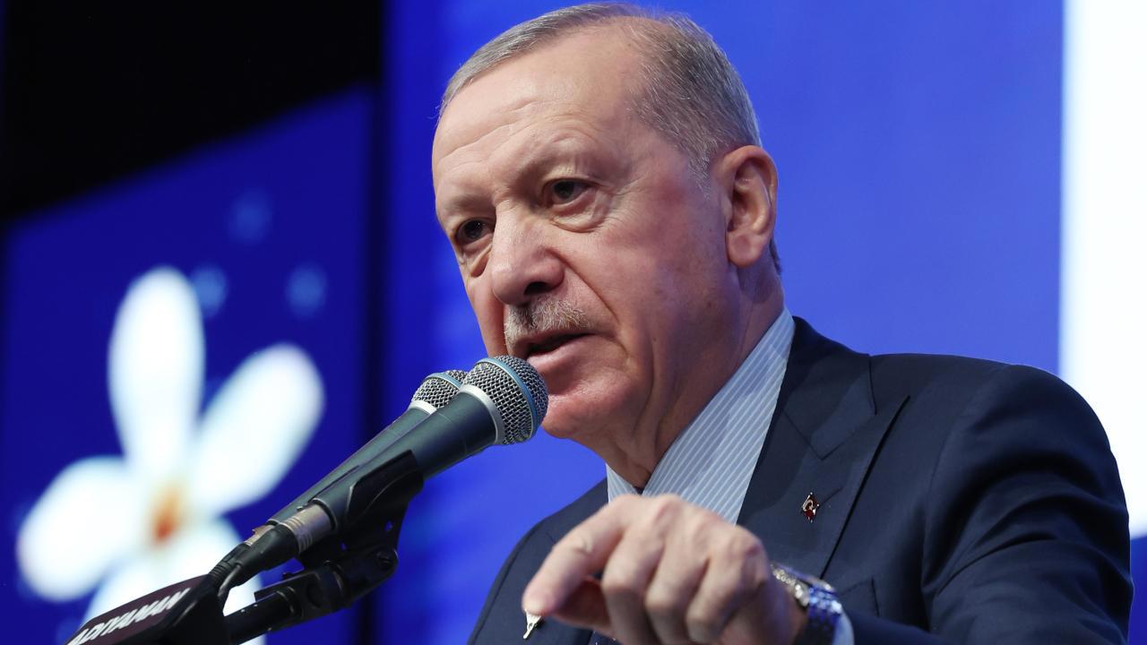 Erdoğan: Deprem Bölgesinde Evine Girmeyen Vatandaşlarımıza Yardım Etme Sözü Verildi